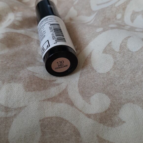 Revlon photoready insta fix makeup concealer Foundation 130 shell coquillage new - Picture 3 of 5